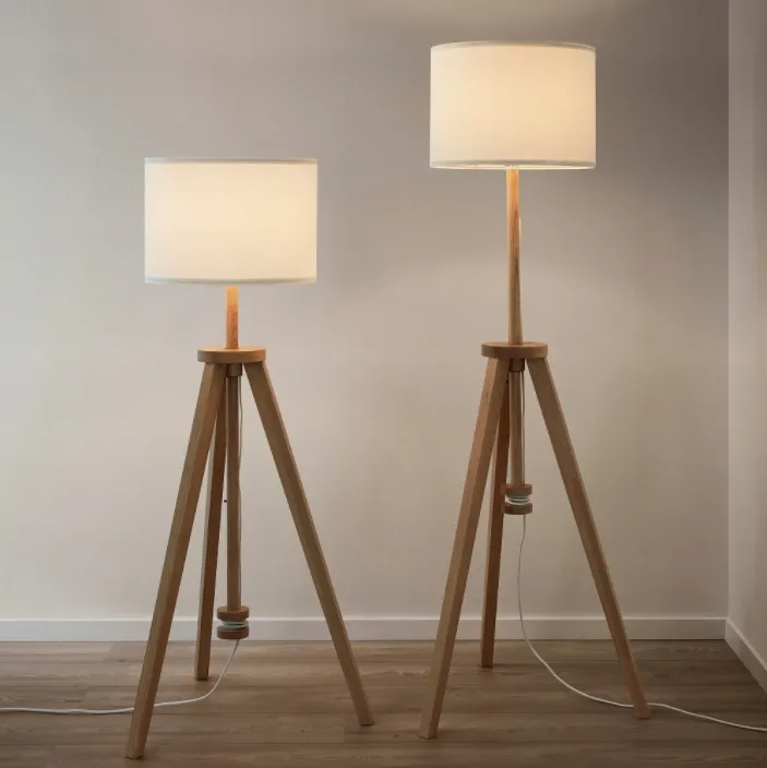 lampa-podlogowa-lauters-jesion-biala