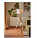 lampa-podlogowa-lauters-jesion-biala-kolor-bialy-bezowy