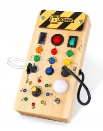 drewniana-tablica-manipulacyjna-sensoryczna-wlacznik-swiatla-montessori-led