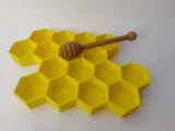 plaster-miodu-duzy-czerpak