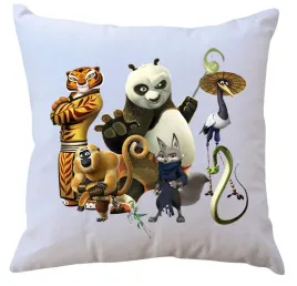 poduszka-z-wkladem-kung-fu-panda-producent