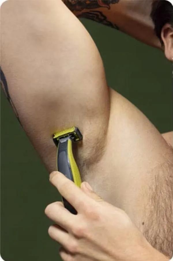 philips-oneblade-qp2721-20-czarny-stan-nowy
