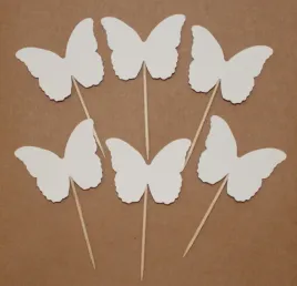 6x-motylki-pikery-toppery-ozdoby-dekoracja-na-babeczki-biale-motyle