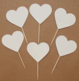 6x-pikery-toppery-ozdoby-na-babeczki-biale-serca-serduszka