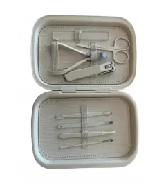 farmasi-maniciure-set-zestaw-do-maniciure-1-sztuka