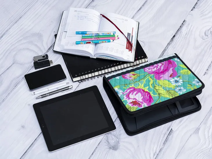 bellaboreta-etui-wielofunkcyjne-handmade-marka-inna