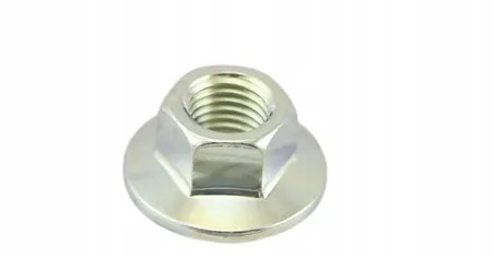 nakretka-mazda-6-06-