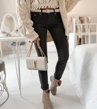 szare-spodnie-materialowe-chevrette-fason-rurki