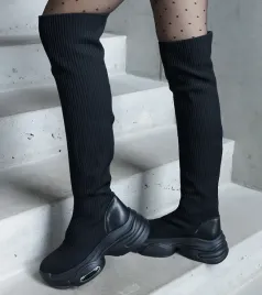 czarne-kozaki-za-kolano-z-elastyczna-cholewka-lokira