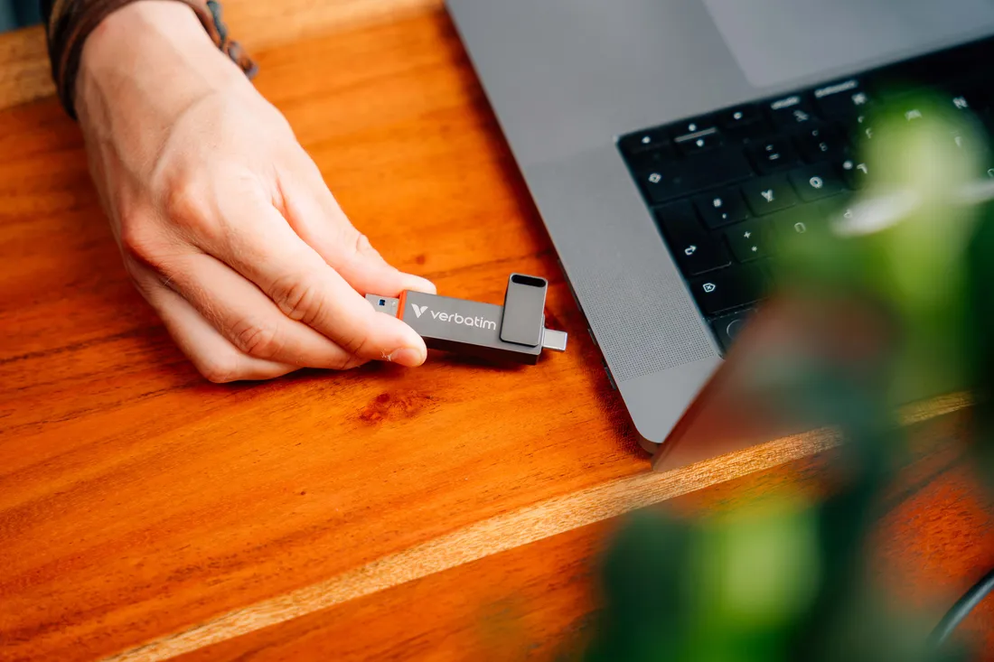 verbatim-pendrive-1tb-usb-a-usb-c-dual-quickstick-32043