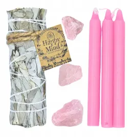 zestaw-do-rytualu-milosnego-kwarc-rozowy-swiece-rytualne-i-biala-szalwia
