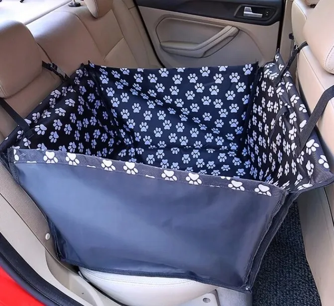 mata-do-samochodu-transporter-dla-psa-i175