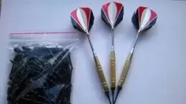 trzy-rzutki-lotki-metalowe-do-darta-100-grotow