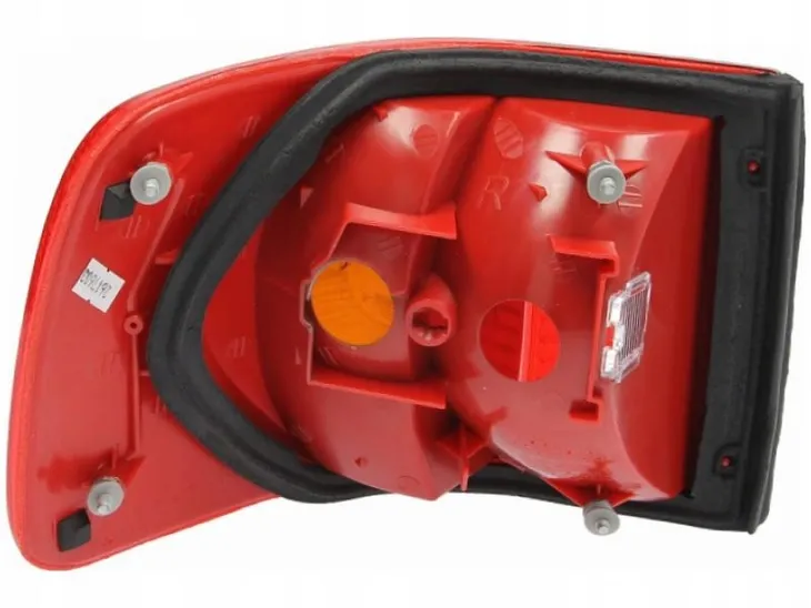 lampy-tyl-audi-a6-c4-94-97-typ-samochodu-samochody-osobowe