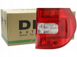 lampa-tyl-prawa-skoda-yeti-09-17