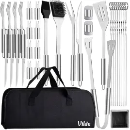 zestaw-przyborow-do-grilla-stalowy-z-etui-33-el