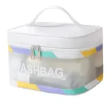 ecarla-washbag-kuferek-bialy