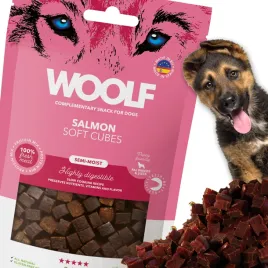 miekkie-przysmaki-dla-psa-woolf-soft-cubes-losos-kosteczki-szkolenie-100-g