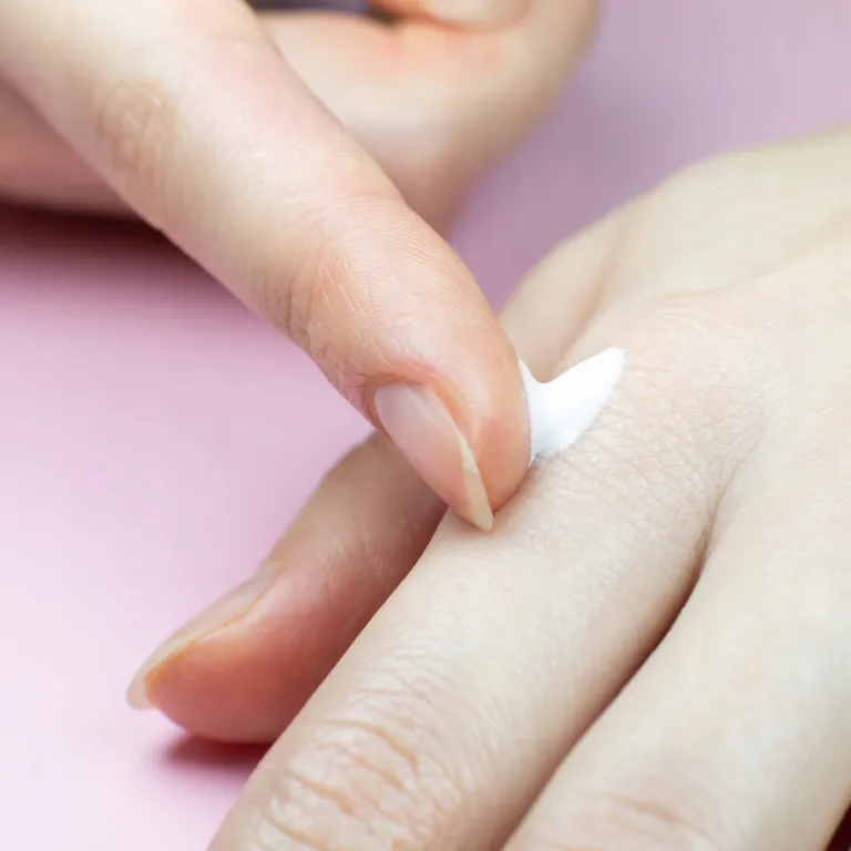 ava-krem-do-rak-100ml-do-skory-wrazliwej-podatnej-na-podraznienia