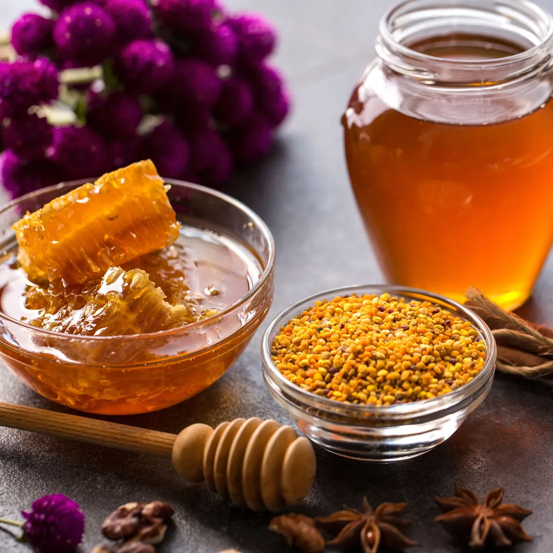 sadecki-bartnik-bee-complex-miod-pylek-pierzga-propolis-250-g-konsystencja-plynna