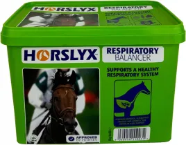 lizawka-dla-koni-witaminowa-horslyx-respiratory-balancer-opakowanie-5kg