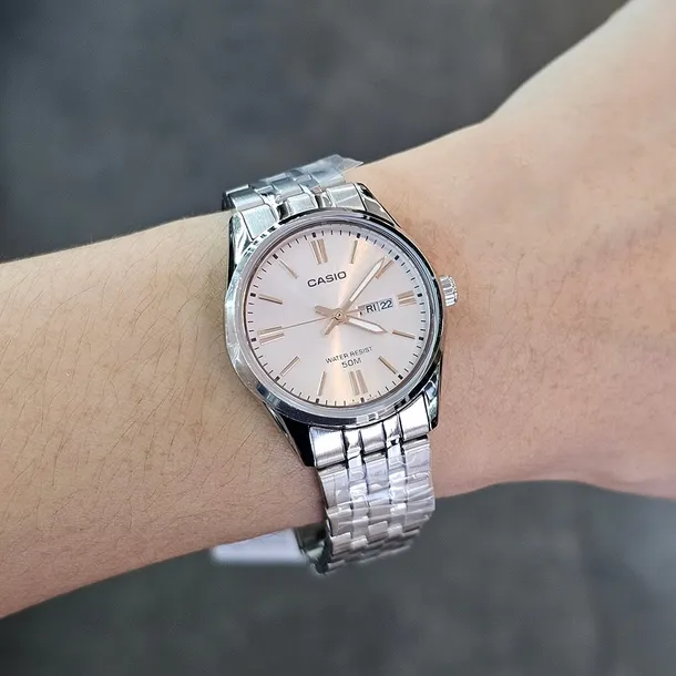 zegarek-casio-collection-ltp-1335d-4a-kolor-koperty-srebrny