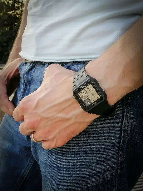 zegarek-meski-casio-digital-lf-20w-1a-box-zlacza-brak