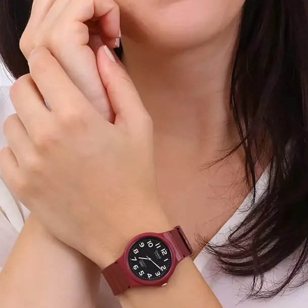 zegarek-unisex-casio-mq-24uc-4bdf-box-kolor-koperty-czarny