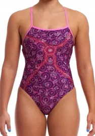 stroj-plywacki-funkita-walk-together-strapped-in-12-uk34-m