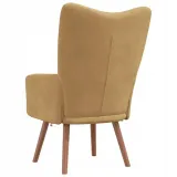 fotel-brazowy-obity-aksamitem-kolor-obicia-odcienie-brazu