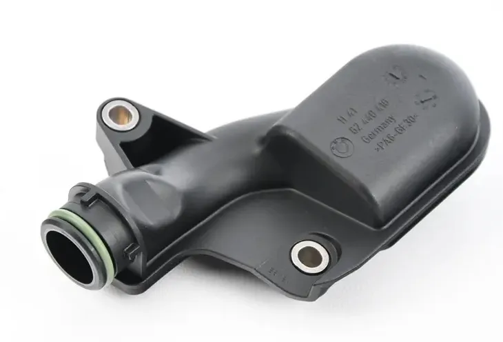 rura-ssaca-z-uszczelniaczem-bmw-e90-e91-e92-e93-strona-zabudowy-lewa