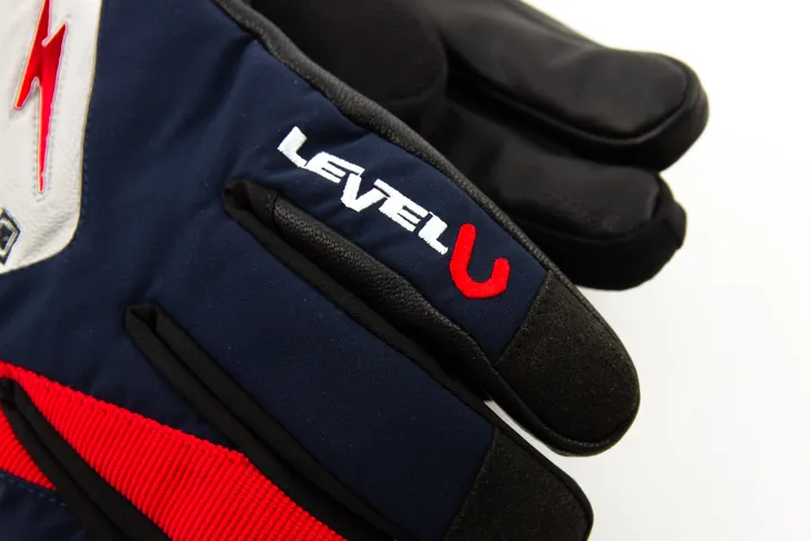 rekawice-level-thunder-gore-tex-czarno-czerwone-material-dominujacy-nylon