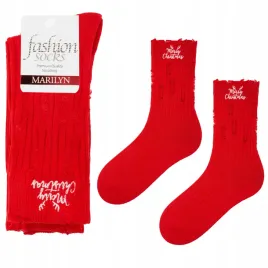 skarpetki-damskie-z-swiatecznym-napisem-merry-christmas-marilyn-36-40-red