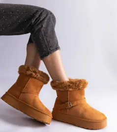 brazowe-ocieplane-sniegowce-zdobione-futerkiem-iglesia