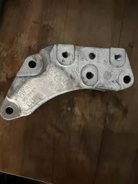 mocowanie-silnika-audi-q2-17-vag-1k0199117cd