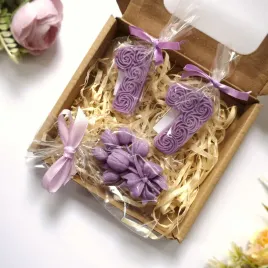 zestaw-mydelek-glicerynowych-box-prezentowy-rocznica-urodziny-cyfry-bukiet