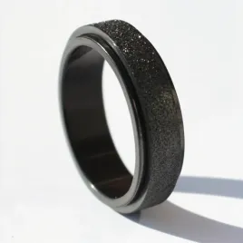 matowy-pierscionek-czarny-obrotowy-ring-stal-chirurgiczna-antystresowy