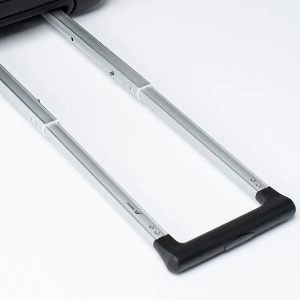 walizka-twarda-szumen-40-pojemnosc-40-l