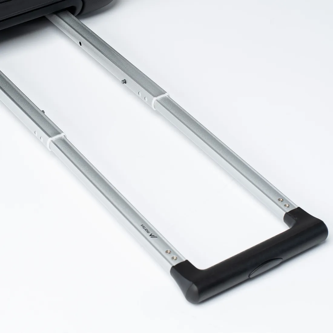 walizka-twarda-szumen-40