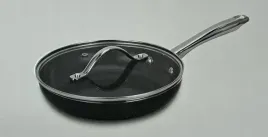 patelnia-z-pokrywka-24cm-czarna-wszystkie-rodzaje-kuchenek