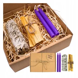 palo-santo-biala-szalwia-fioletowe-swiece-rytualy-domowe-oczyszczanie