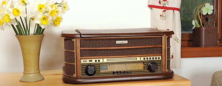 gramofon-hyundai-rtcc513rip-sterowanie-automatyczne