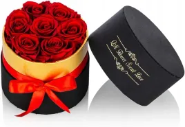 czerwone-zakonserwowane-roze-w-malym-pudelku-na-kwiaty