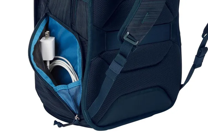 plecak-na-laptopa-thule-construct-backpack-28l-carbon-blue-3204170-stan-nowy