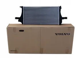 chlodnica-volvo-xc40-recharge-polestar-ii-electric-31686548