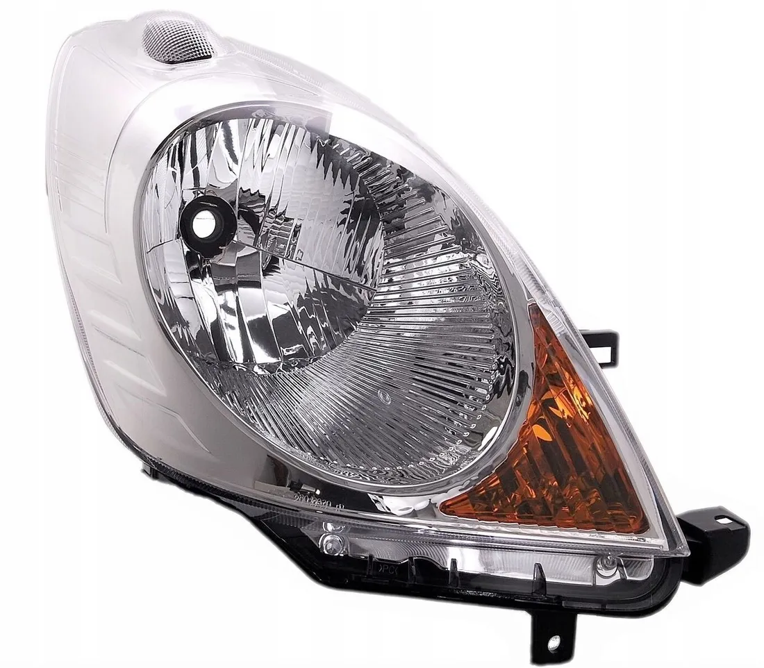 prawy-reflektor-nissan-note-e11-2006-2013