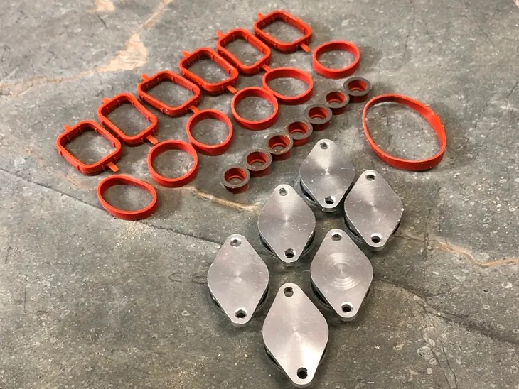 zaslepki-kolektora-do-e91-e39-e60-e61-e63-e64-e38-e65-e67-2-5-3-0-3-5-d-m57-stan-nowy-numer-katalogowy-czesci-c-169-636-m57