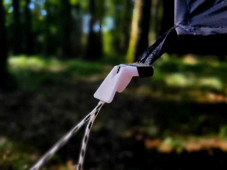 halare-light-zawiesia-tarpa