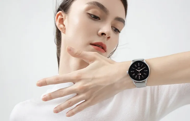 smartwatch-qcy-elite-srebrny-stan-nowy