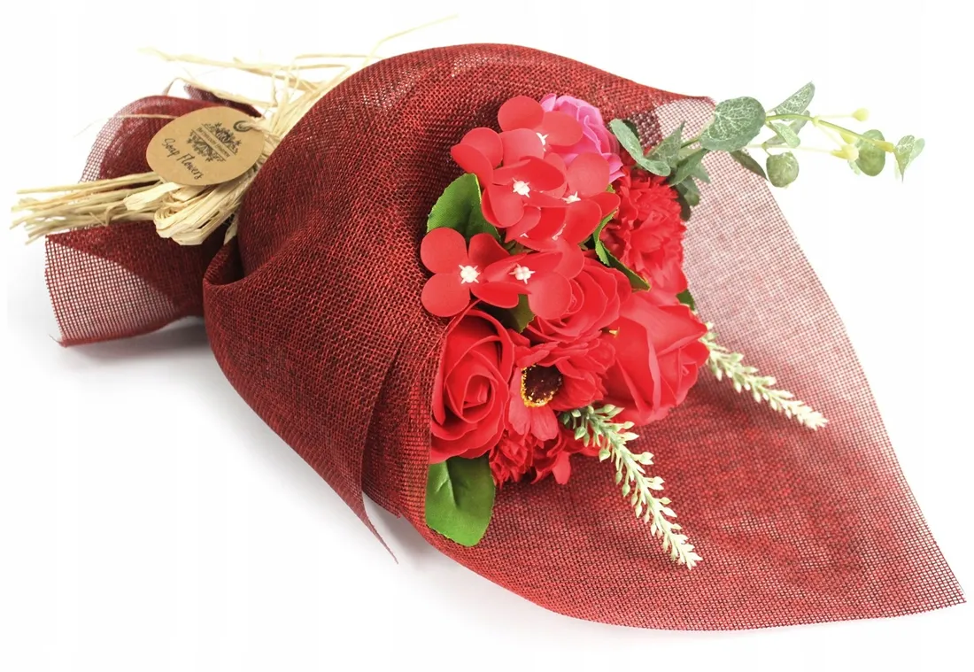 czerwony-bukiet-mydlany